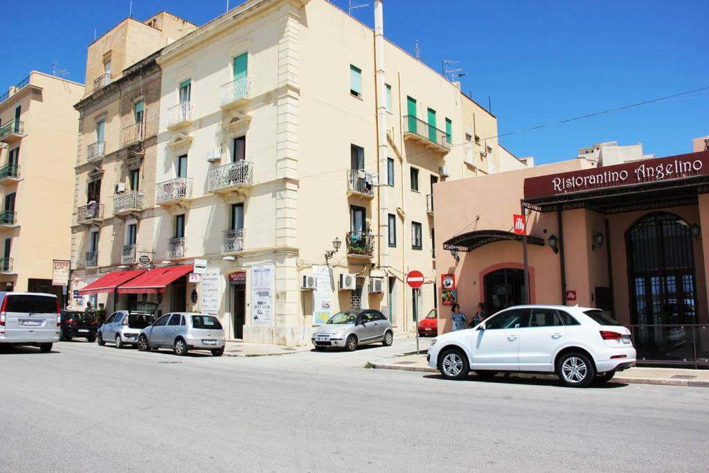 The Twins Rooms In Trapani 1 Exterior photo